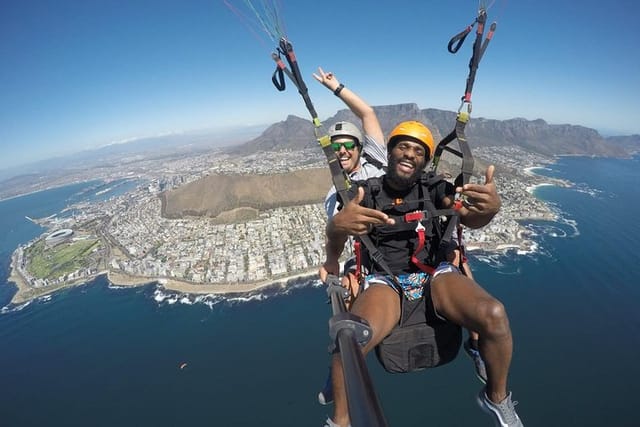 Paragliding 